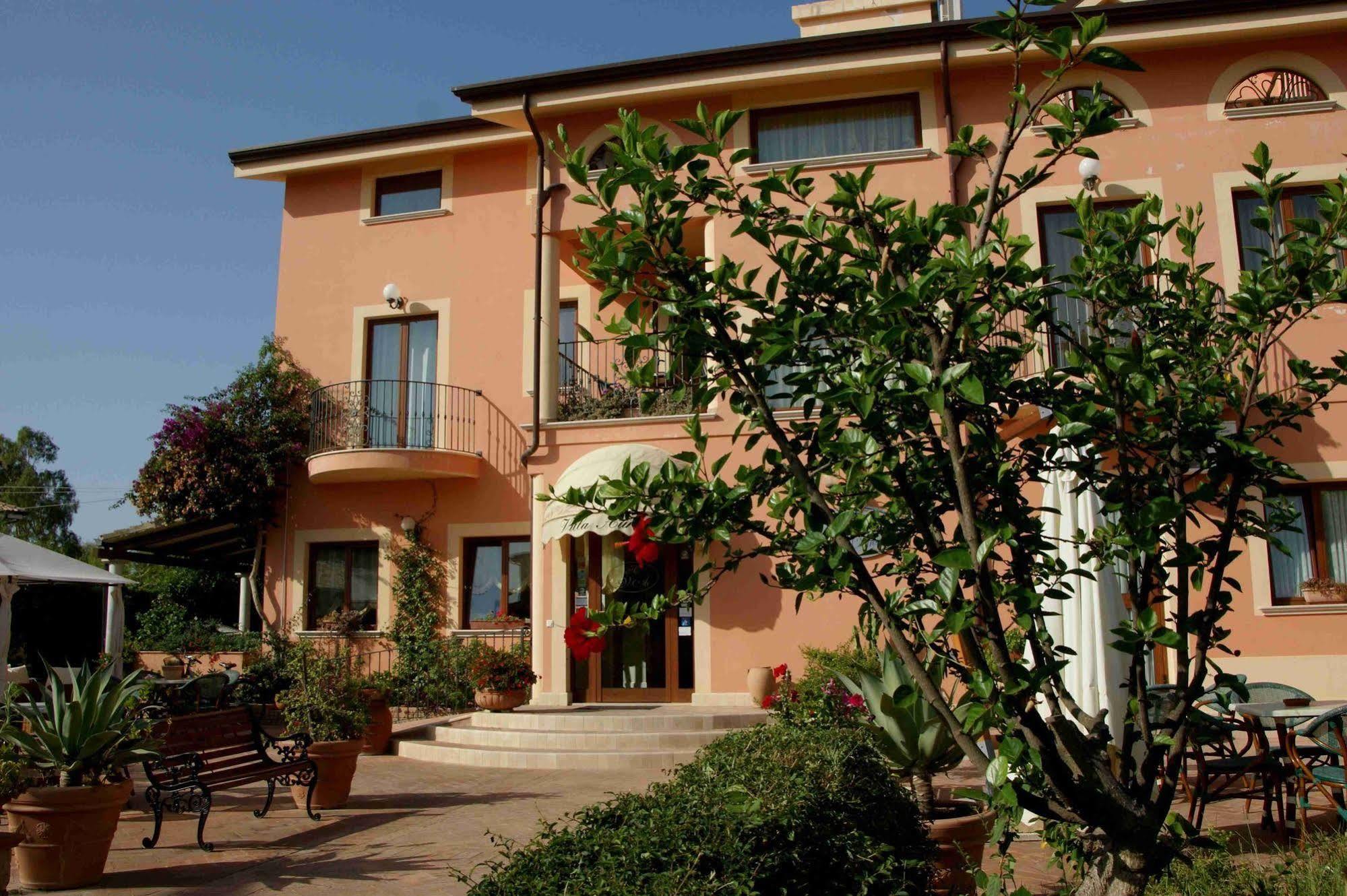 Villa Aurora Le Castella  Zewnętrze zdjęcie